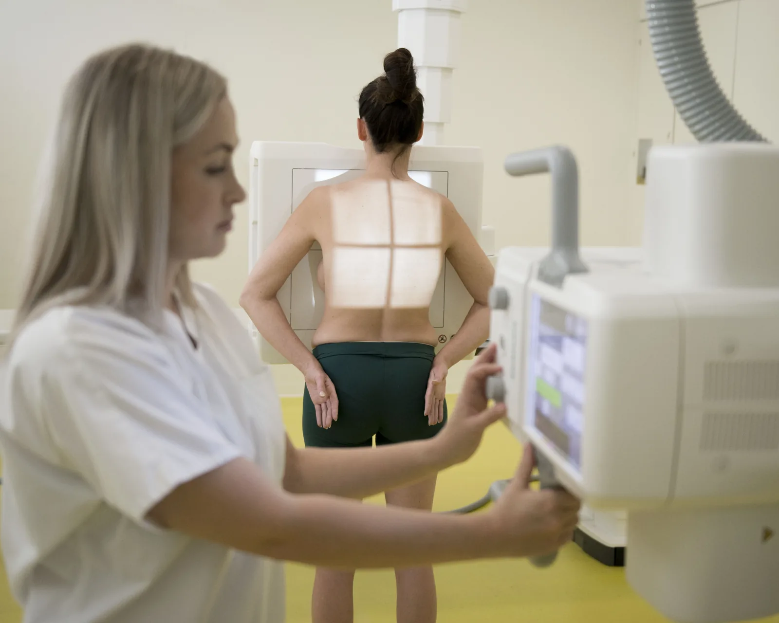 Positionnement d’un patient pour une radiographie thoracique